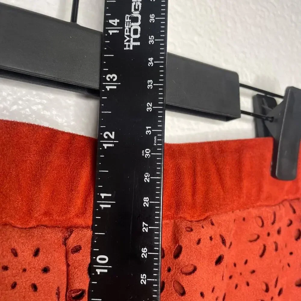 Forever 21 Womens Shorts Size S Burnt Orange Floral Short Shorts Pull On - Picture 6 of 13